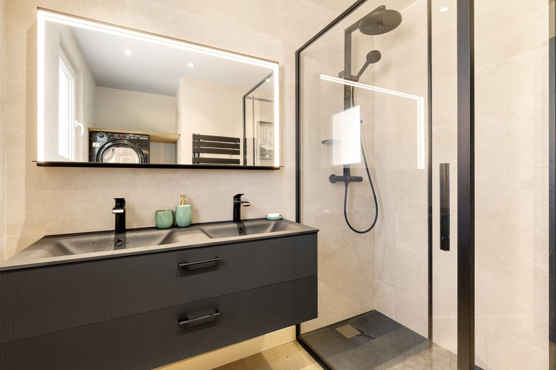 appartement 5 Pièces en vente sur MOUGINS (06250)