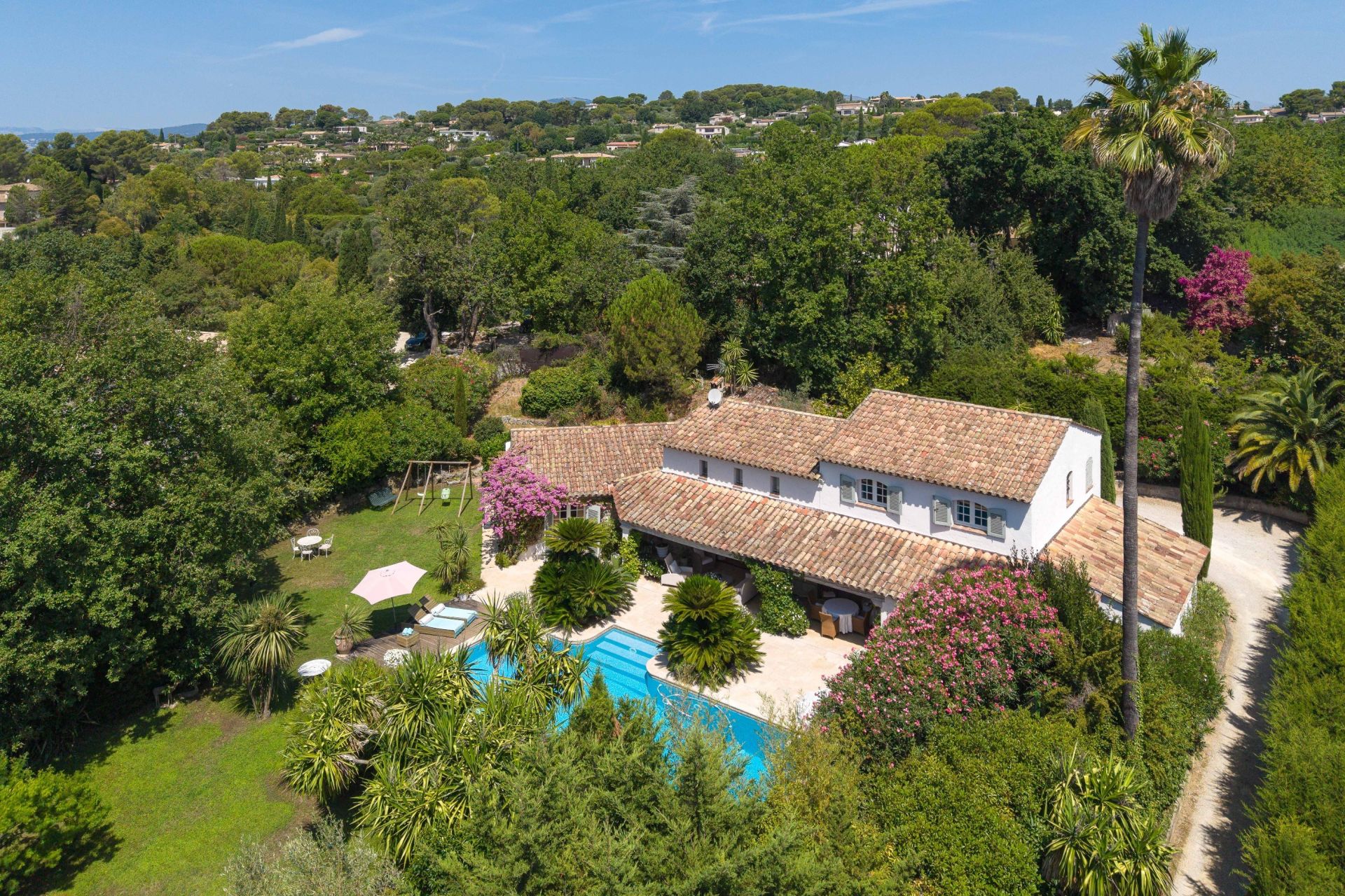 villa 7 Pièces en vente sur MOUGINS (06250)