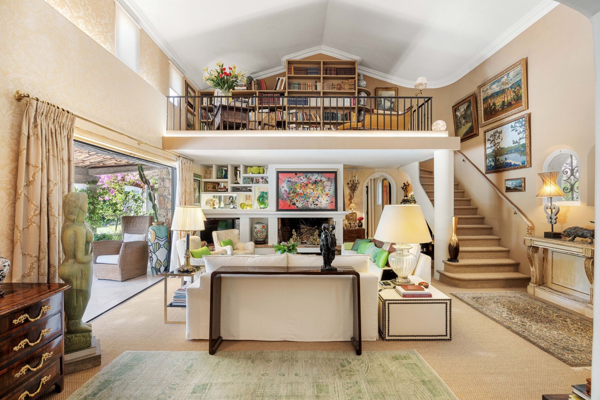 villa 7 Pièces en vente sur MOUGINS (06250)