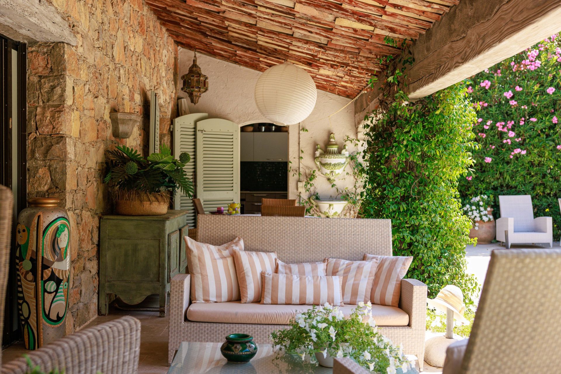 villa 7 Pièces en vente sur MOUGINS (06250)