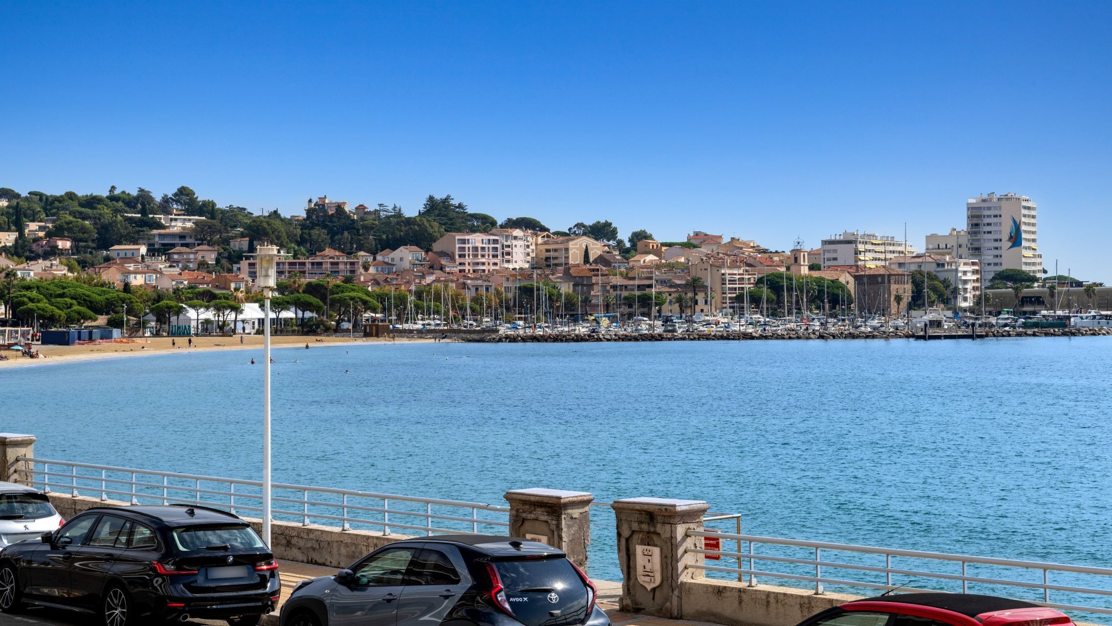 apartment 5 Rooms for sale on STE MAXIME (83120)