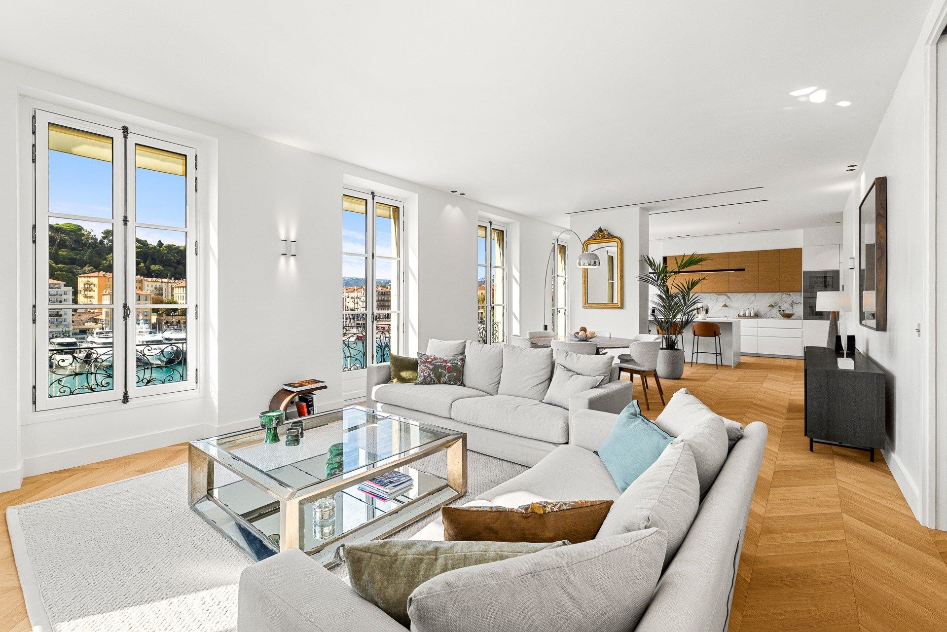 apartment 4 Rooms for sale on NICE (06000)