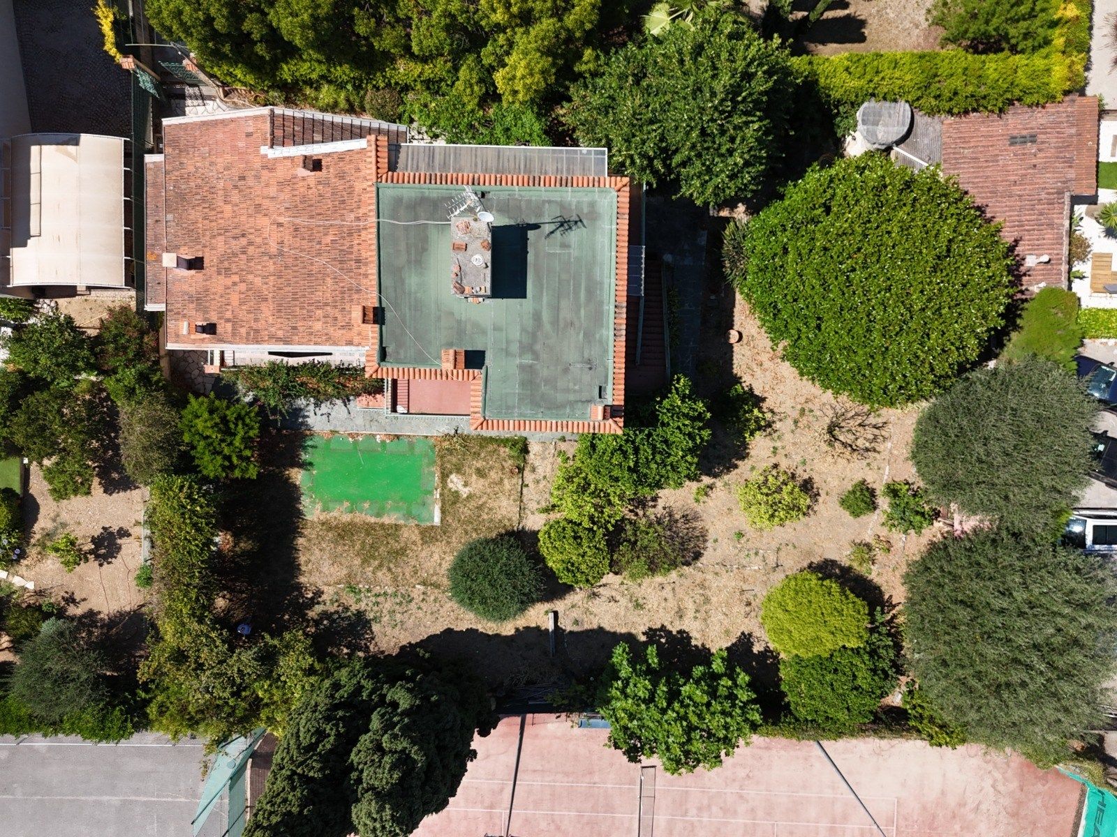 maison provençale 9 Pièces en vente sur VILLEFRANCHE SUR MER (06230)