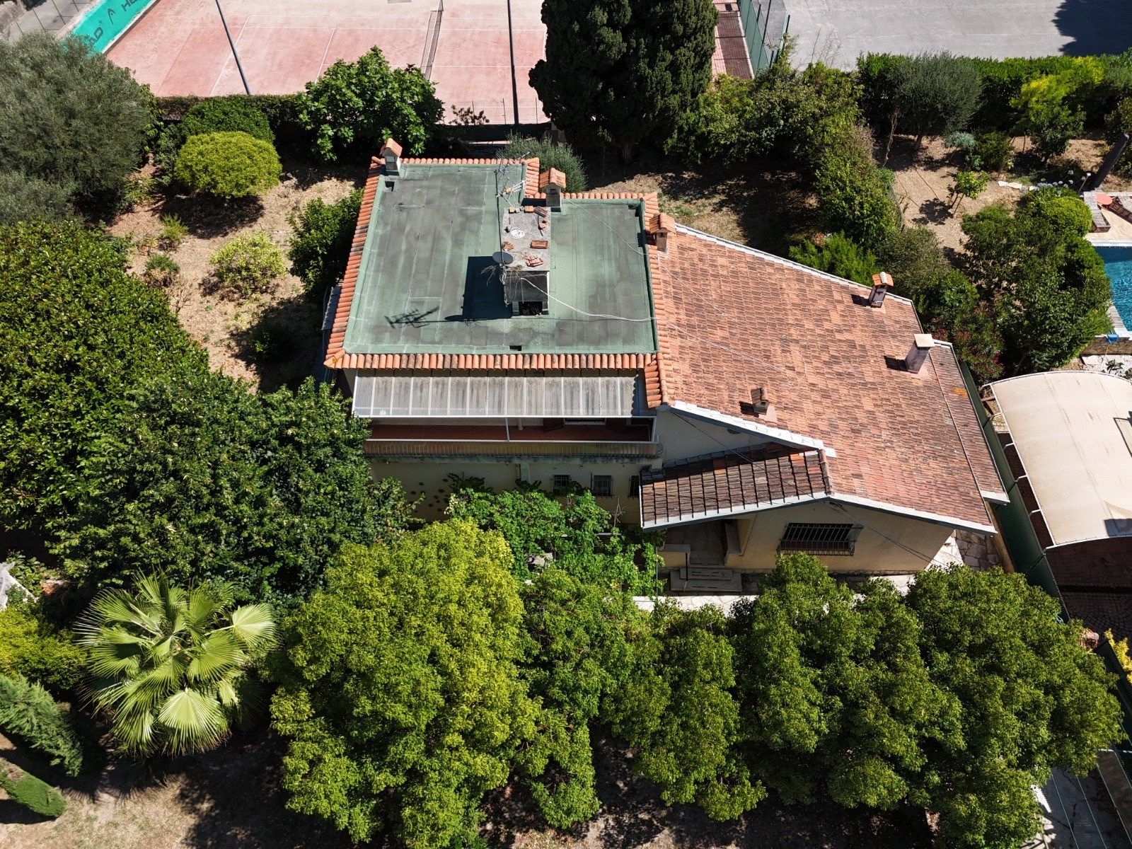 maison provençale 9 Pièces en vente sur VILLEFRANCHE SUR MER (06230)