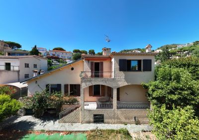 Vente Maison provençale Villefranche-sur-Mer 9&nbsp;Pièces 158.95&nbsp;m²