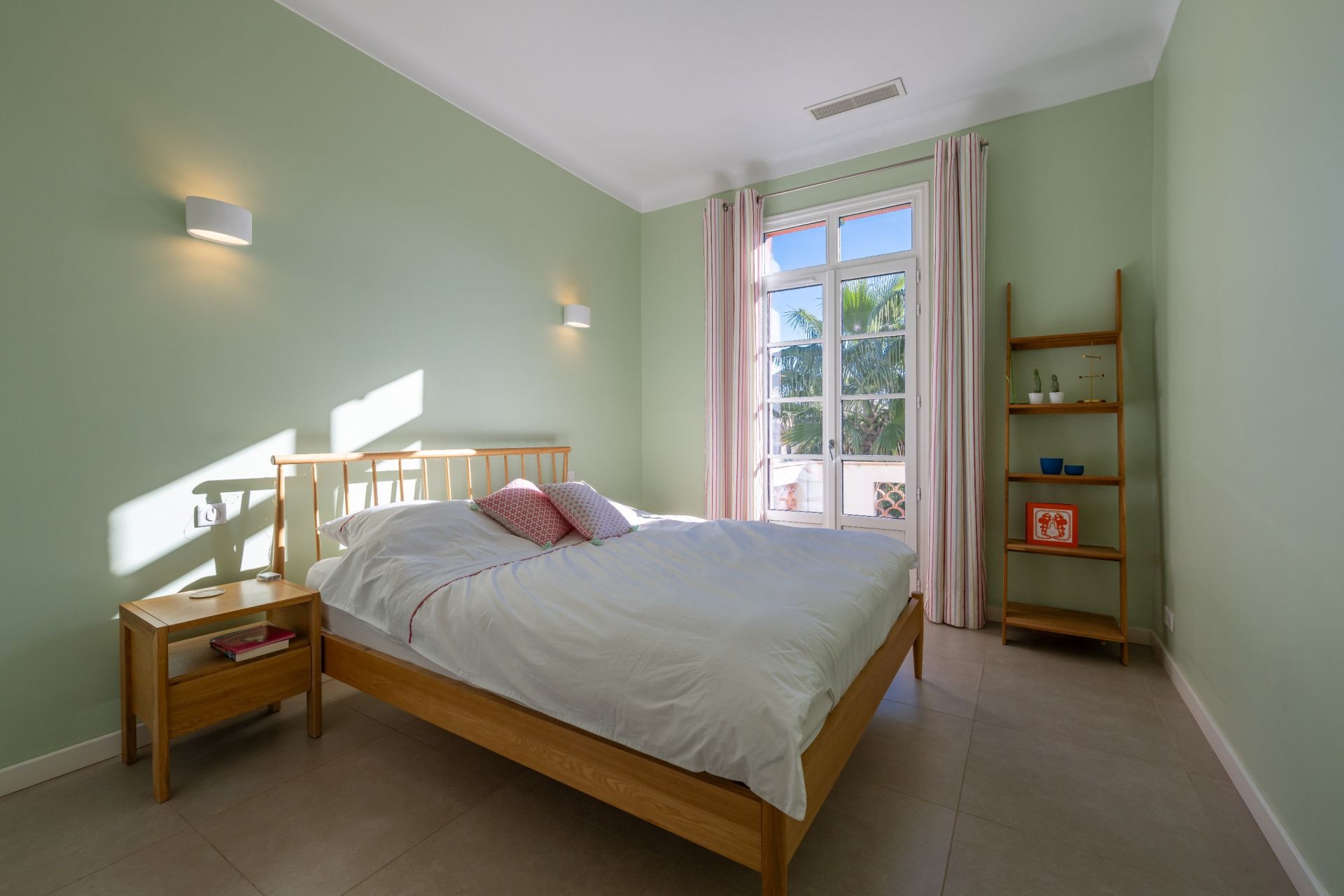 maison de maître 5 Pièces en vente sur VILLEFRANCHE SUR MER (06230)