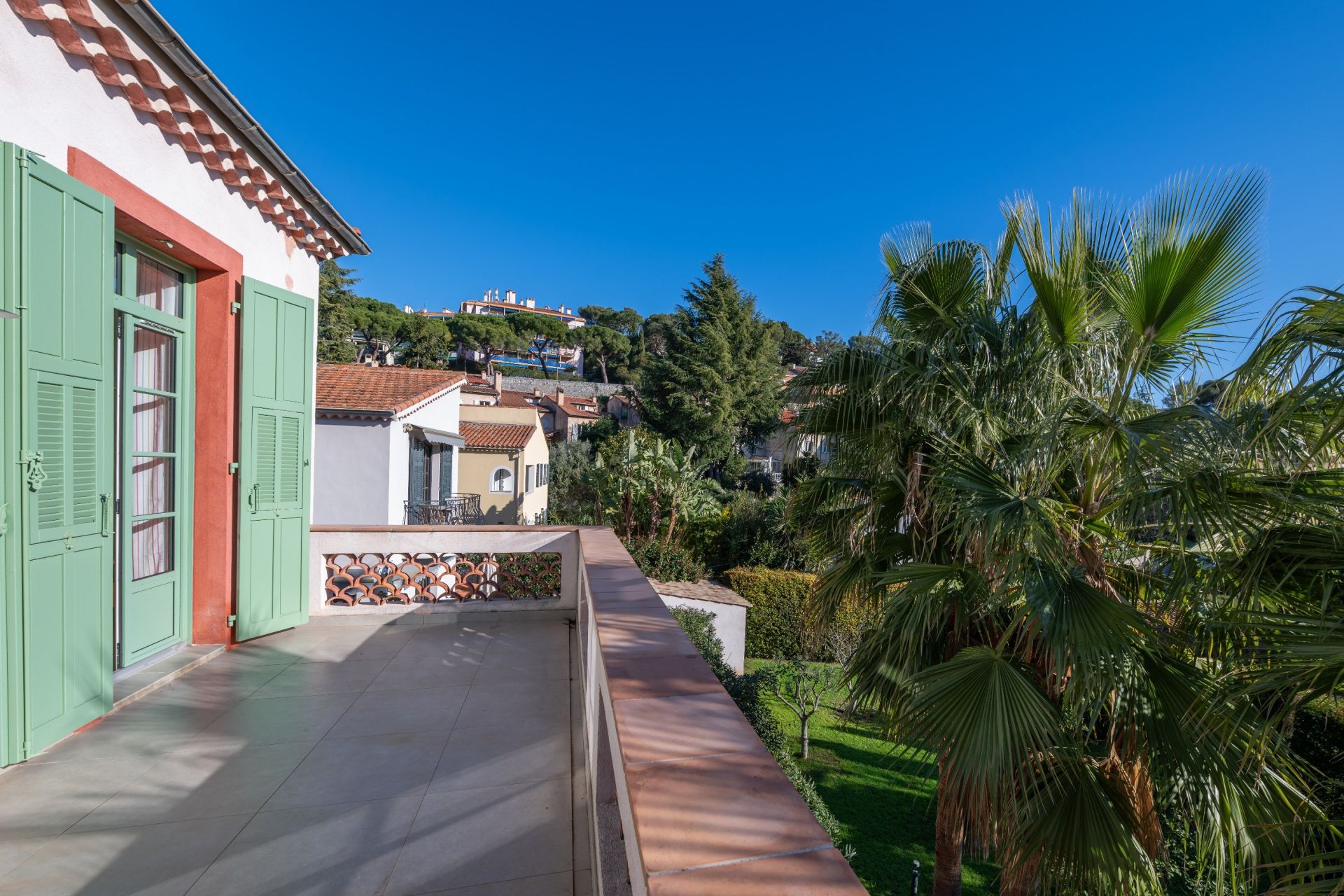 maison de maître 5 Pièces en vente sur VILLEFRANCHE SUR MER (06230)