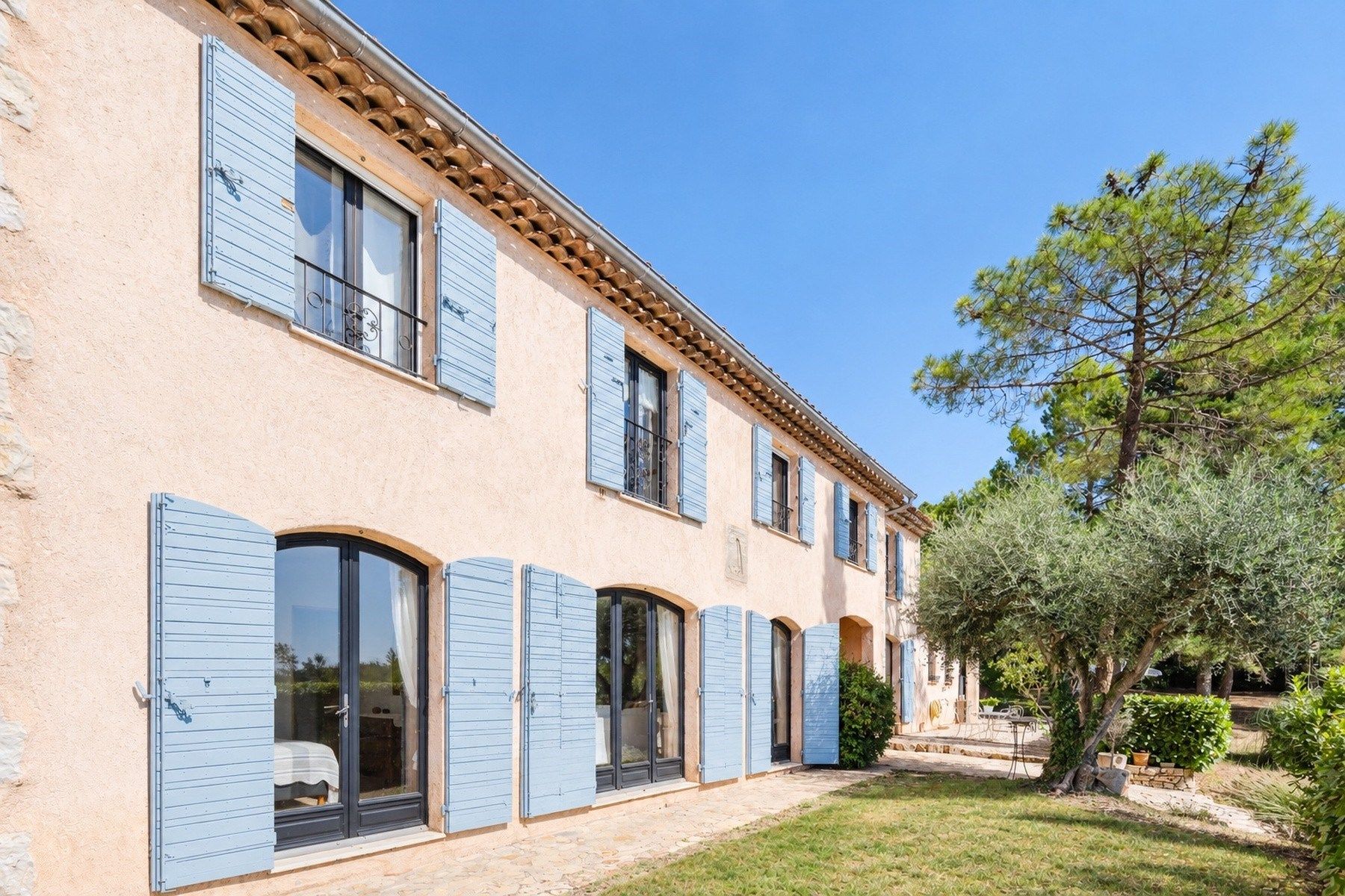 bastide 5 Pièces en vente sur TOURRETTES (83440)