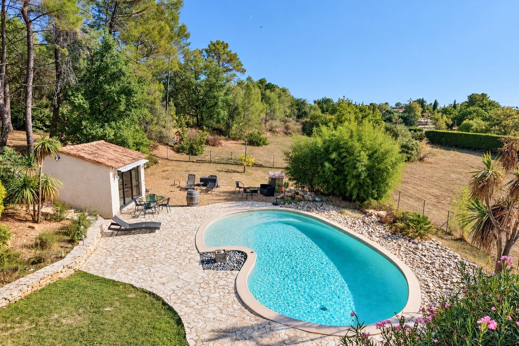 bastide 5 Pièces en vente sur TOURRETTES (83440)