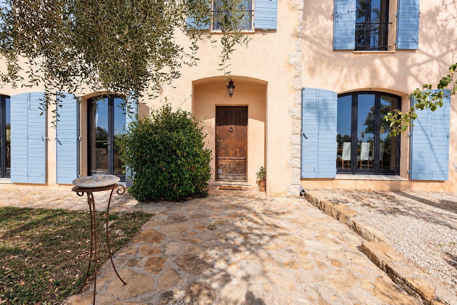 bastide 5 Pièces en vente sur TOURRETTES (83440)