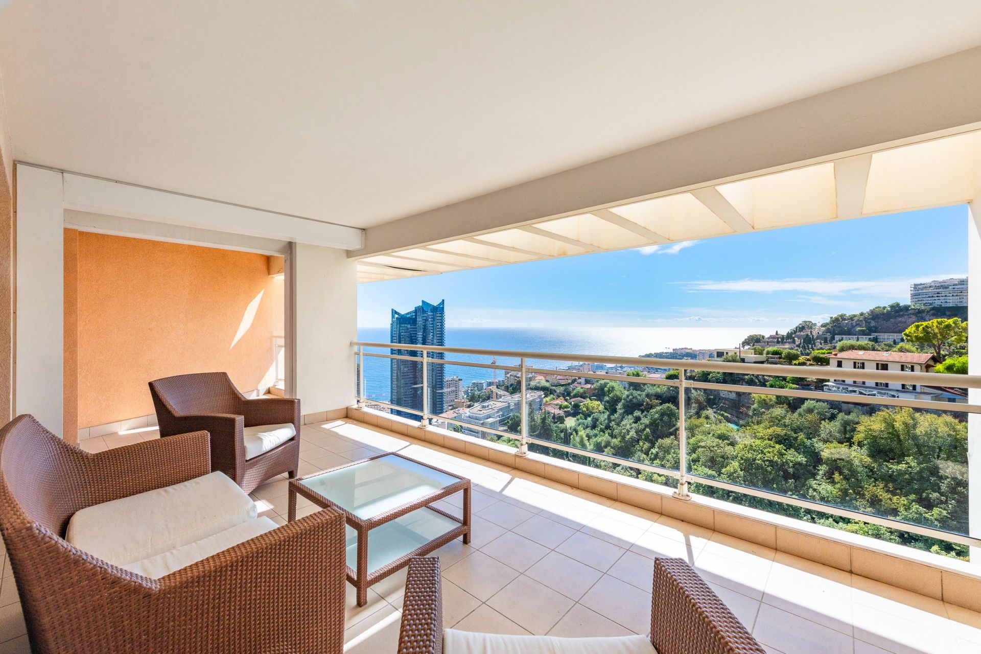 appartement 3 Pièces en vente sur BEAUSOLEIL (06240)