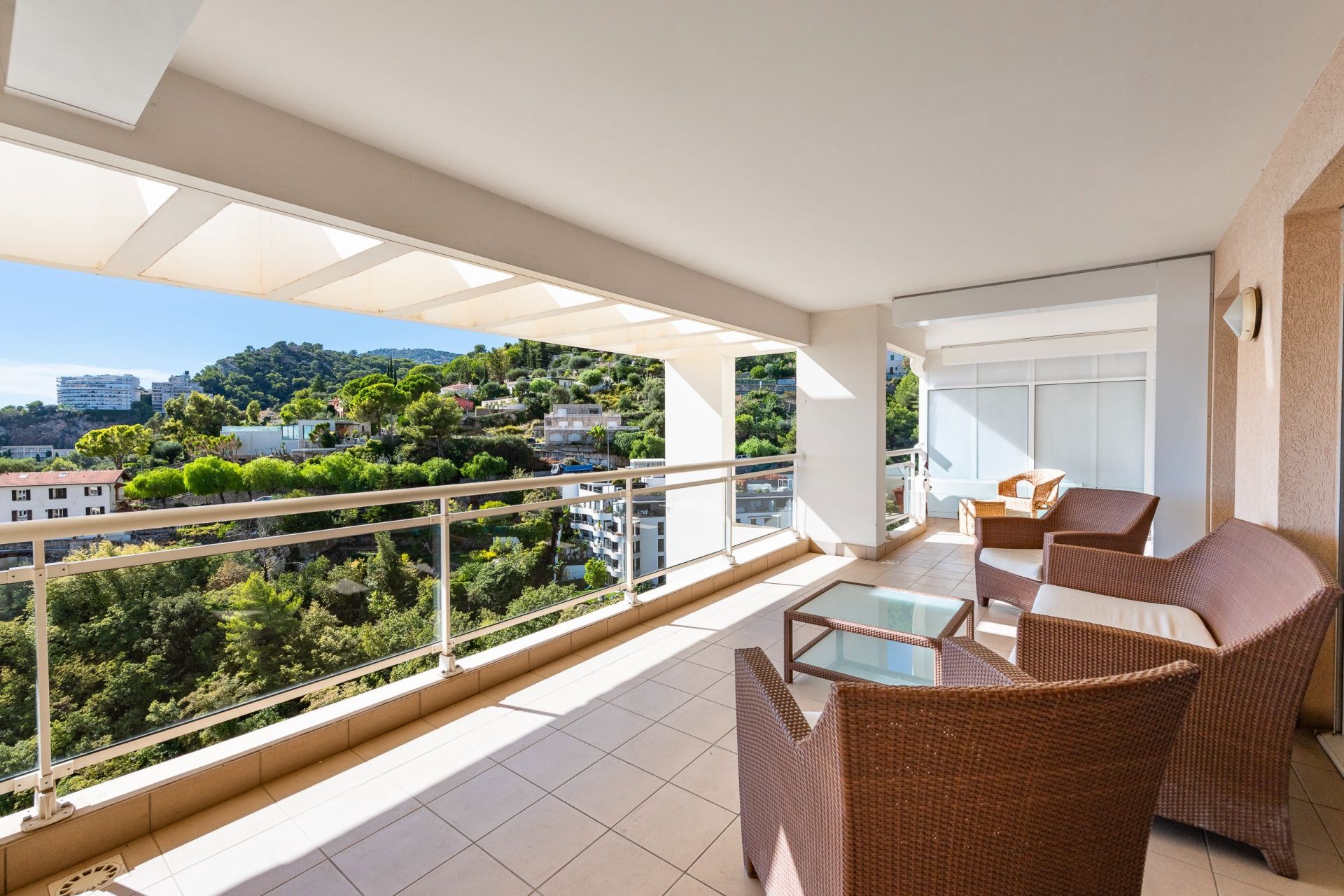 appartement 3 Pièces en vente sur BEAUSOLEIL (06240)