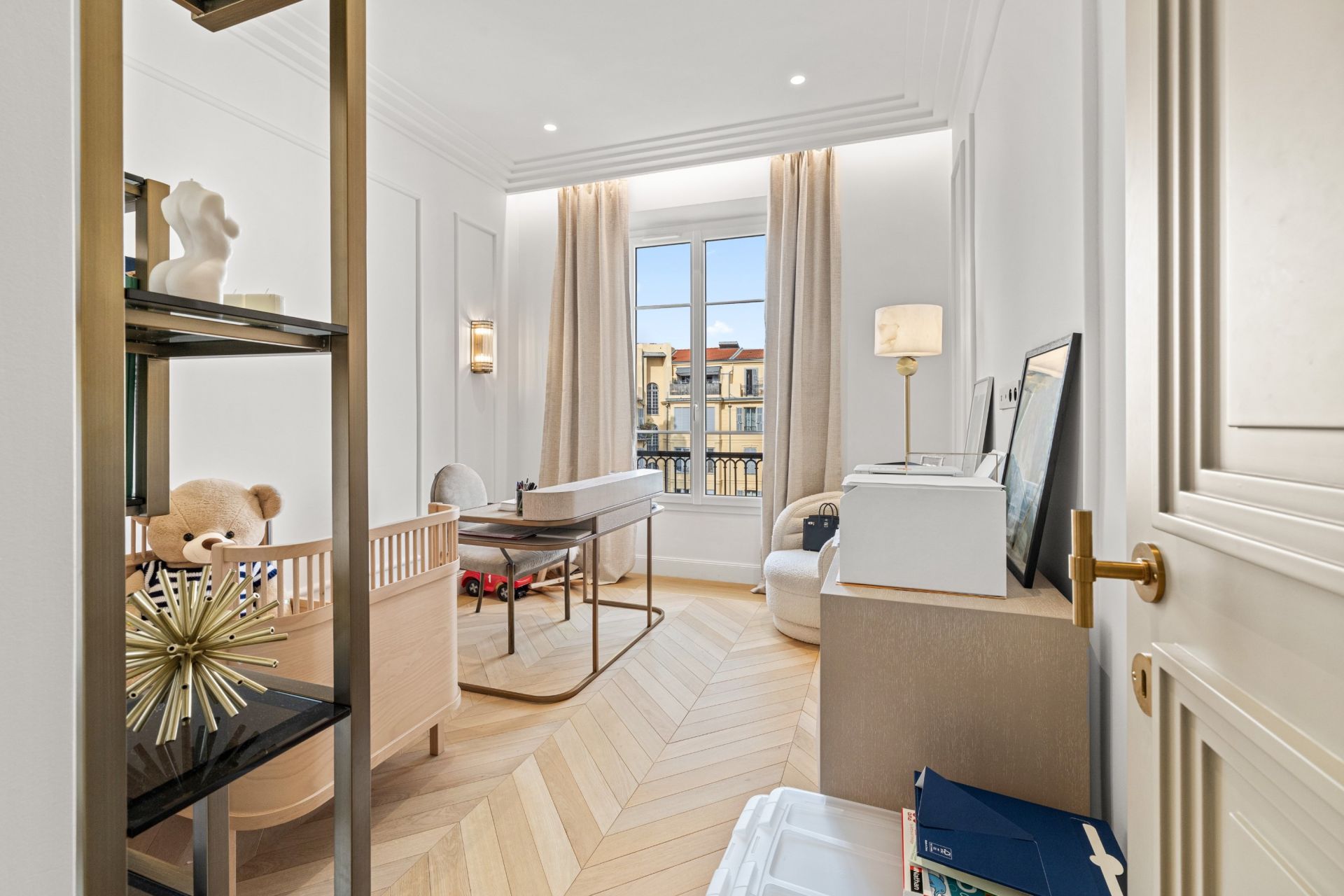 apartment 4 Rooms for sale on NICE (06000)