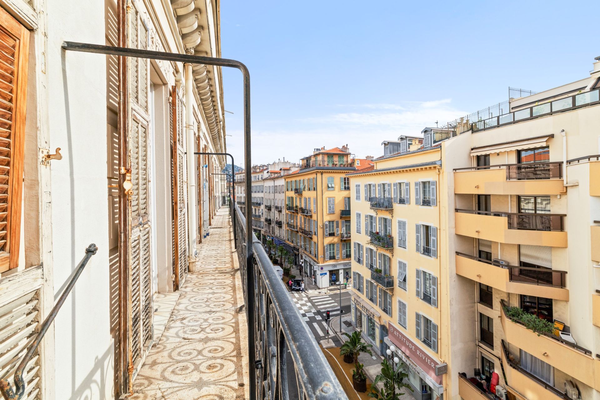 apartment 4 Rooms for sale on NICE (06000)