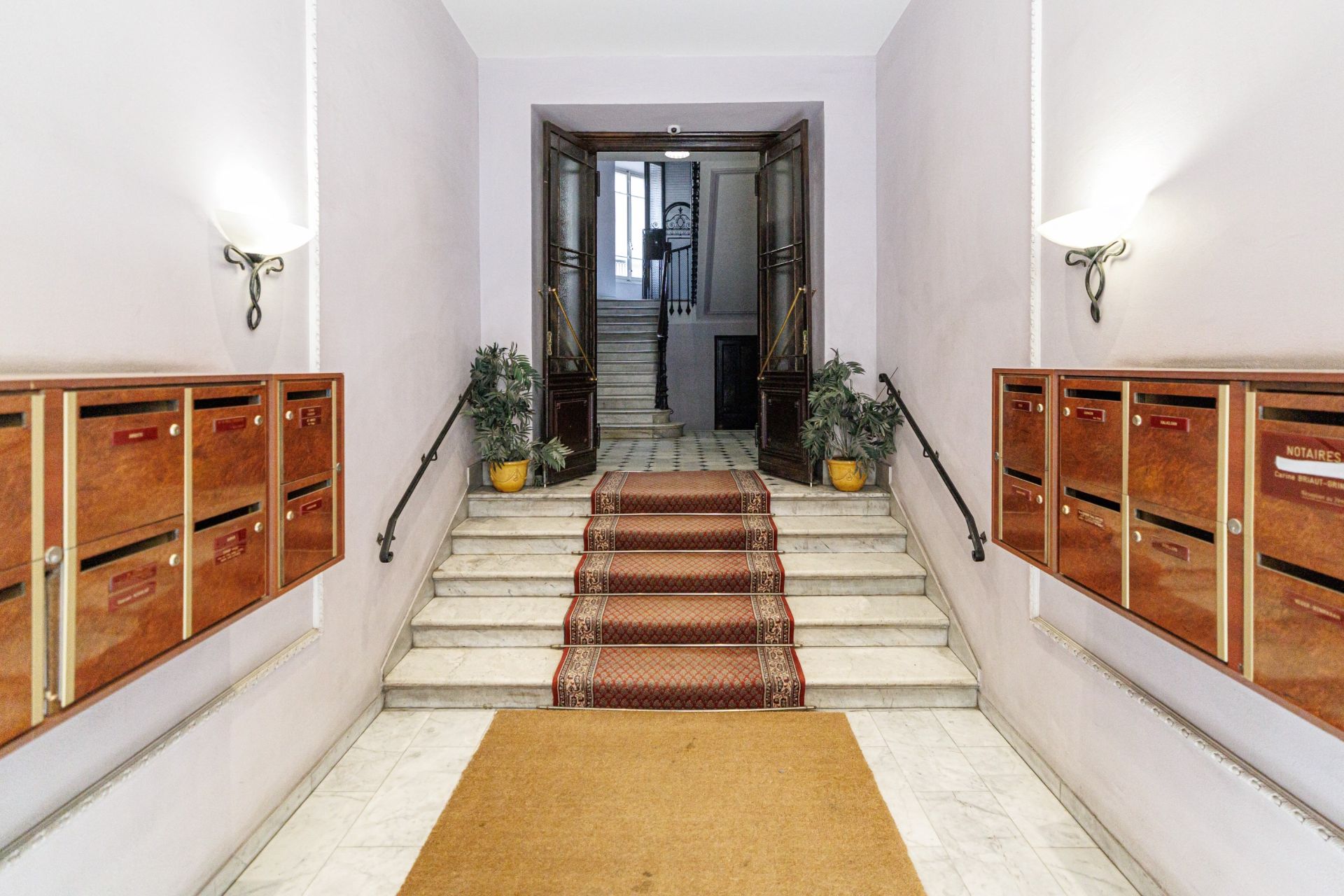 apartment 4 Rooms for sale on NICE (06000)