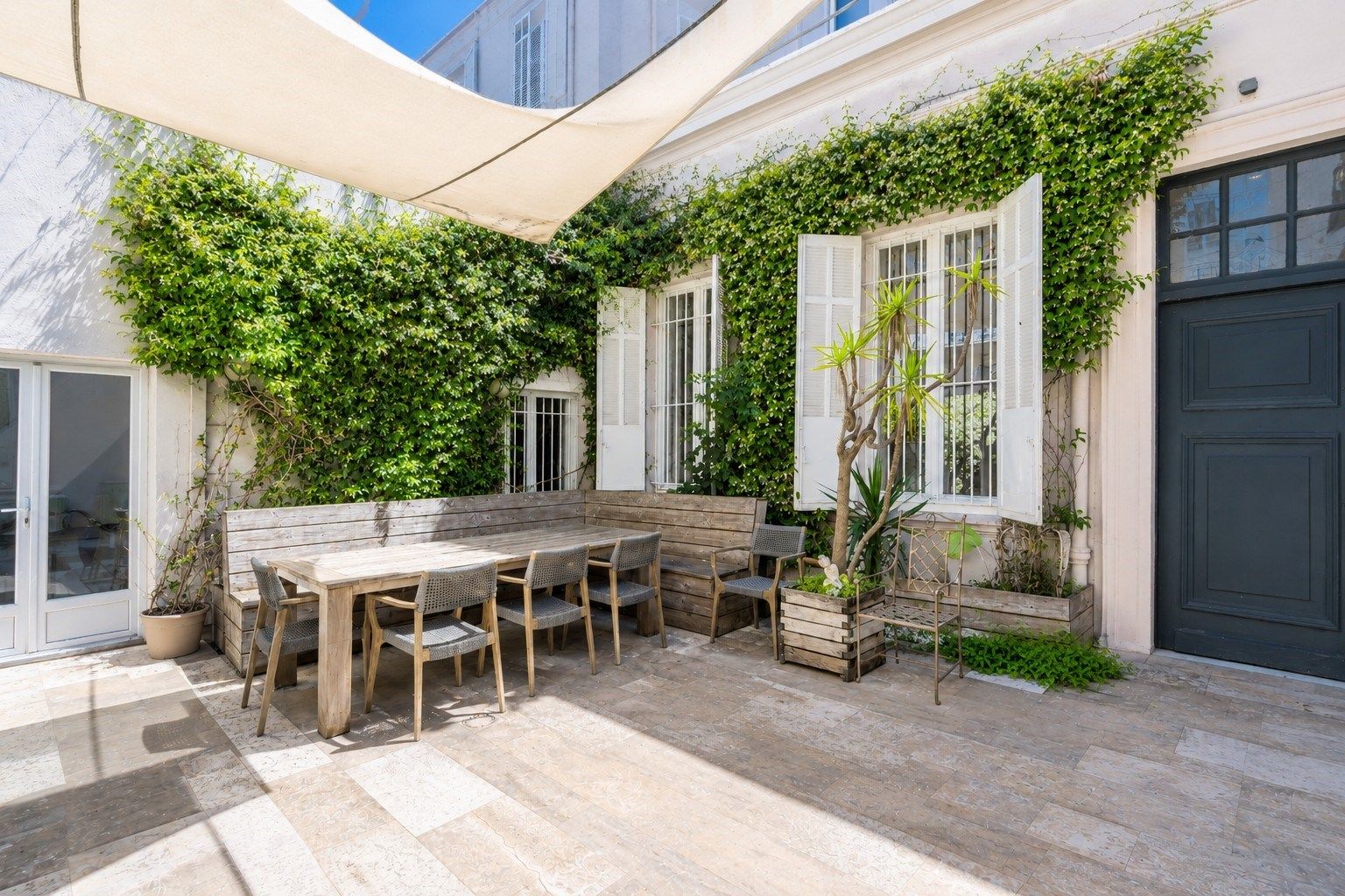 appartement 7 Pièces en vente sur CANNES (06400)