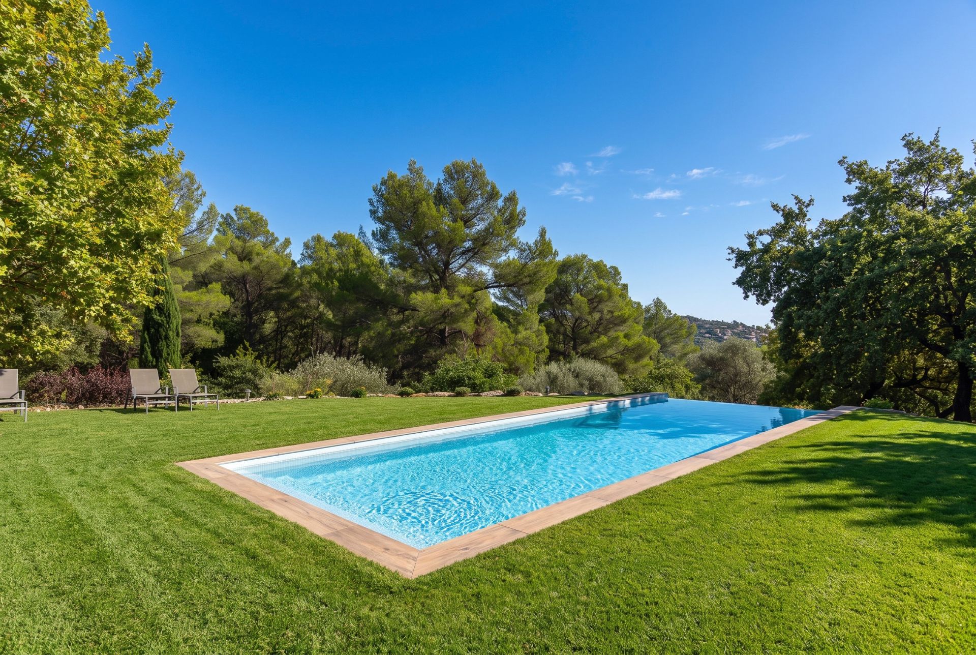 propriété 6 Pièces en vente sur FAYENCE (83440)