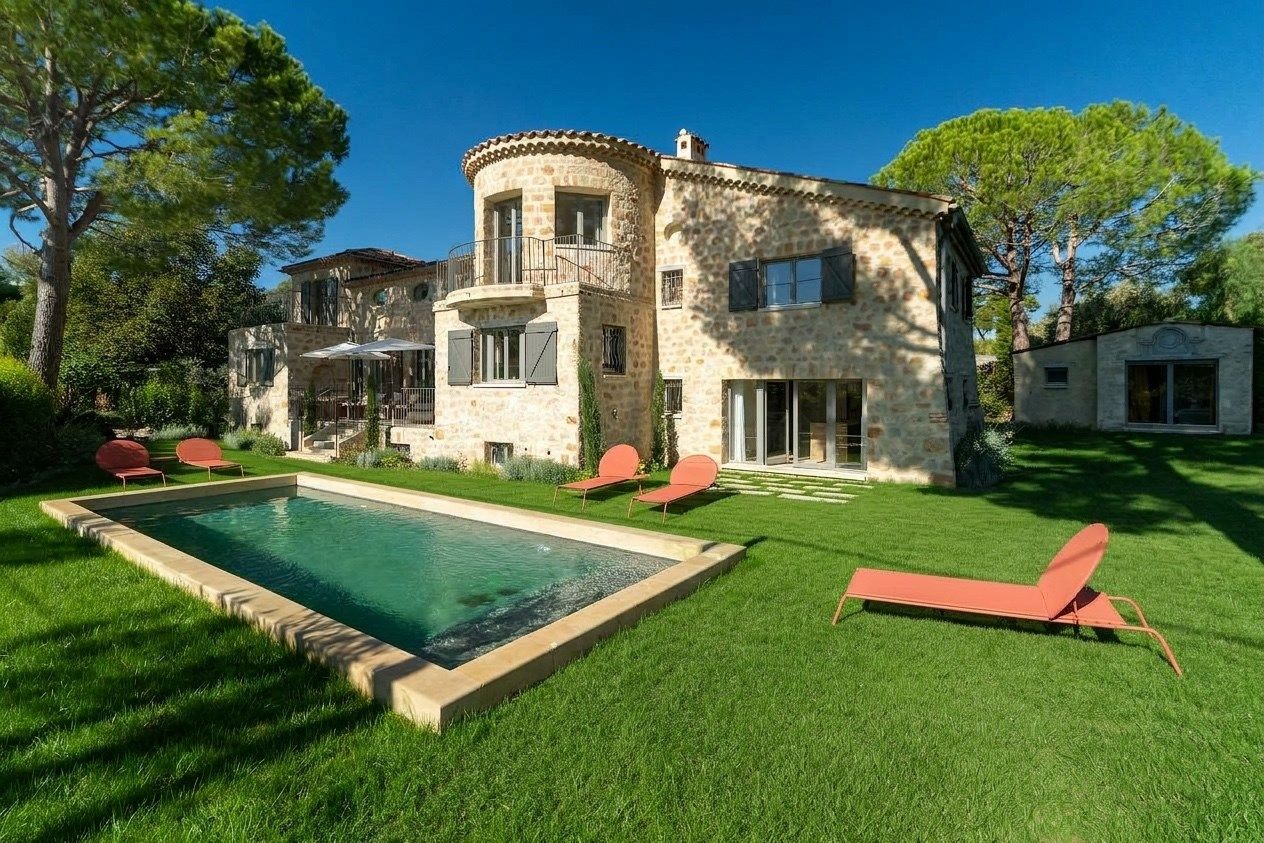 bastide 9 Pièces en vente sur ANTIBES (06600)