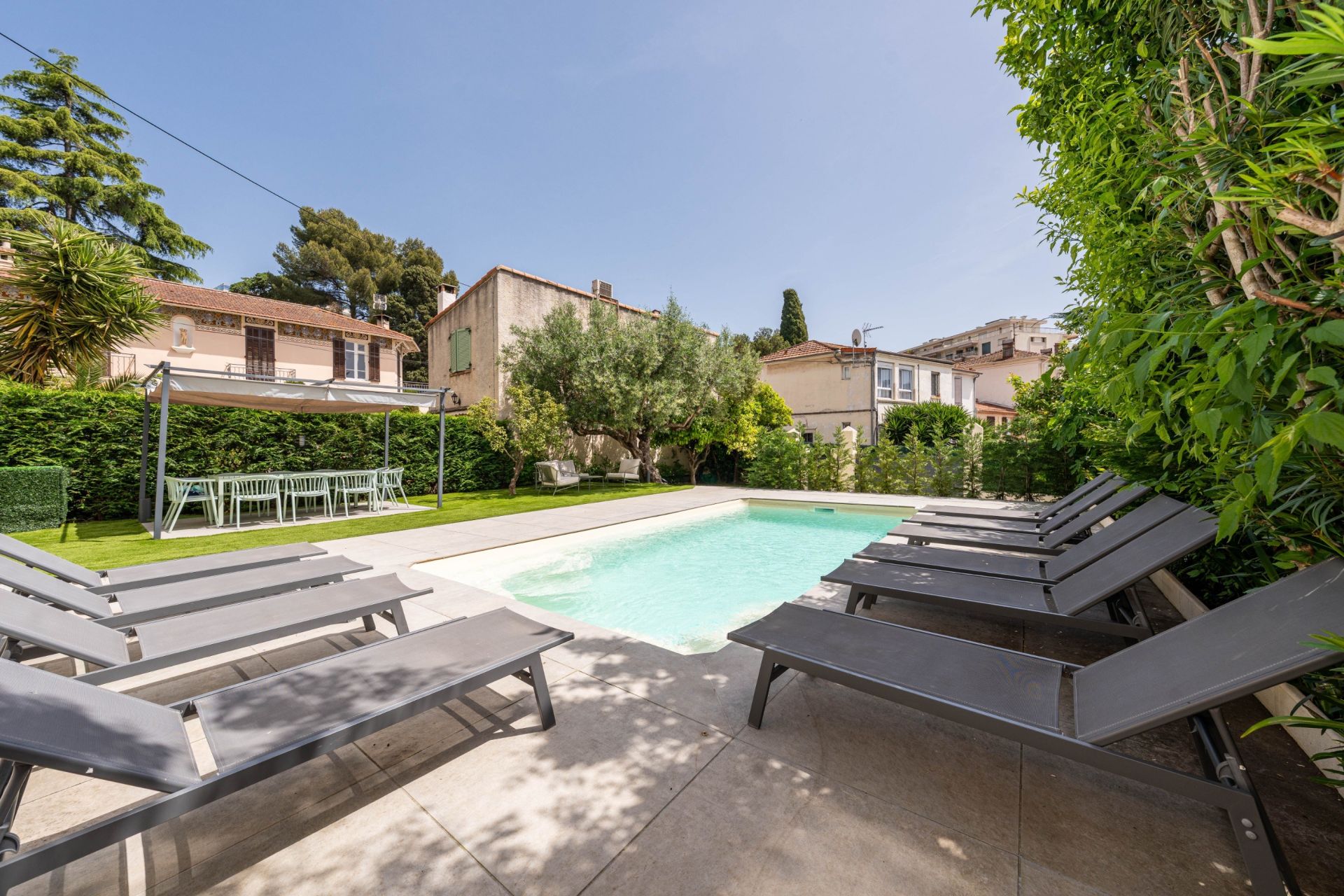 maison de ville 8 Pièces en vente sur CANNES (06400)