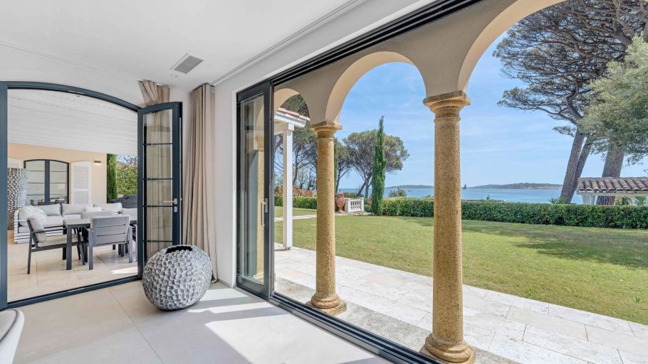 villa 9 Pièces en vente sur GRIMAUD (83310)