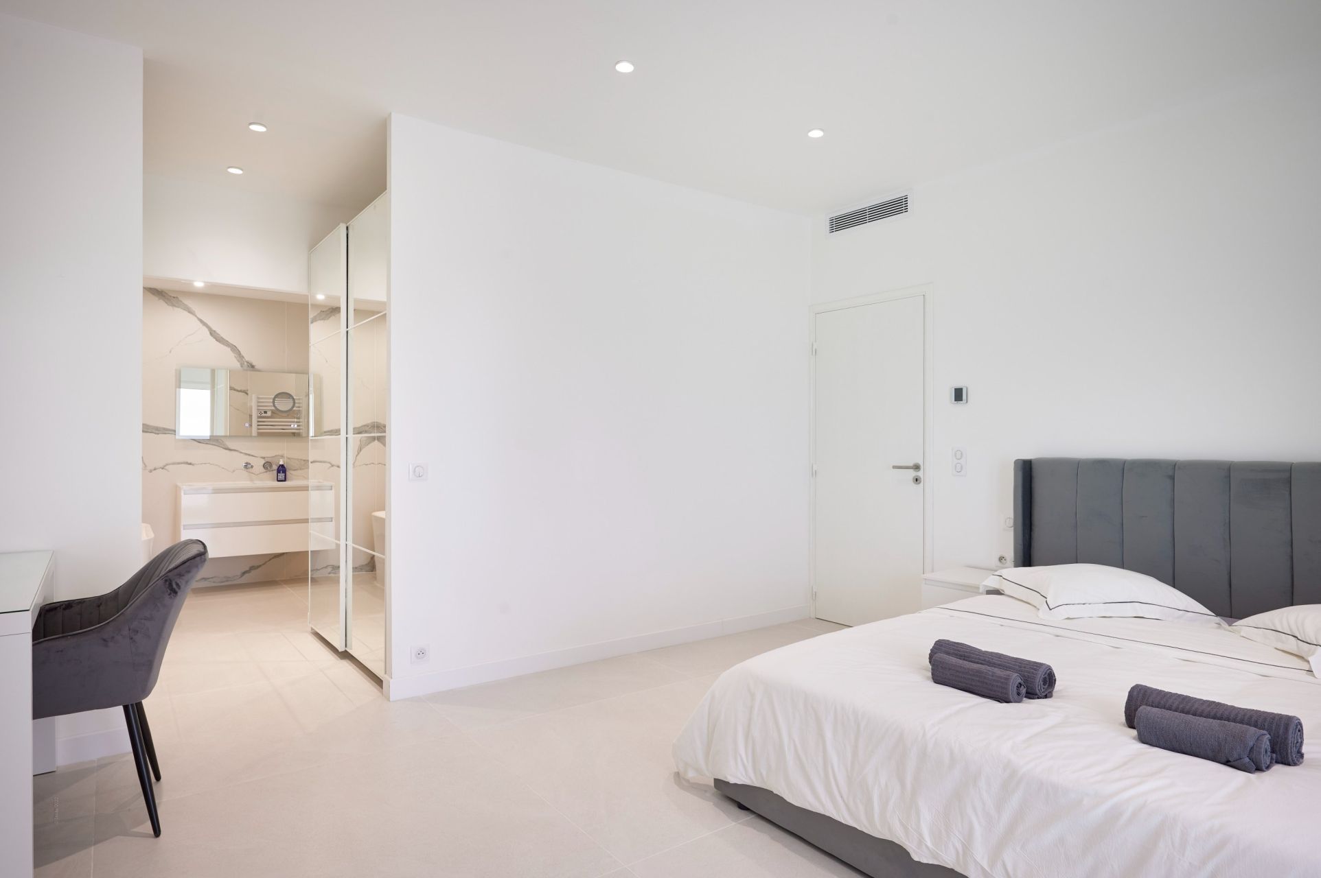 villa 8 Pièces en vente sur MOUGINS (06250)