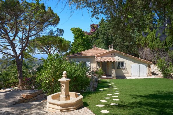 Vente Villa Mougins 8&nbsp;Pièces 190&nbsp;m²
