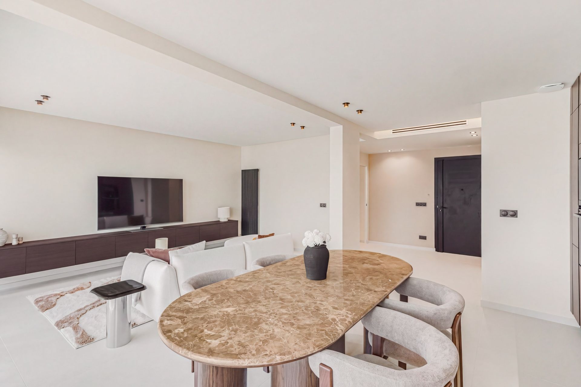 apartment 3 Rooms for sale on ANTIBES (06600)