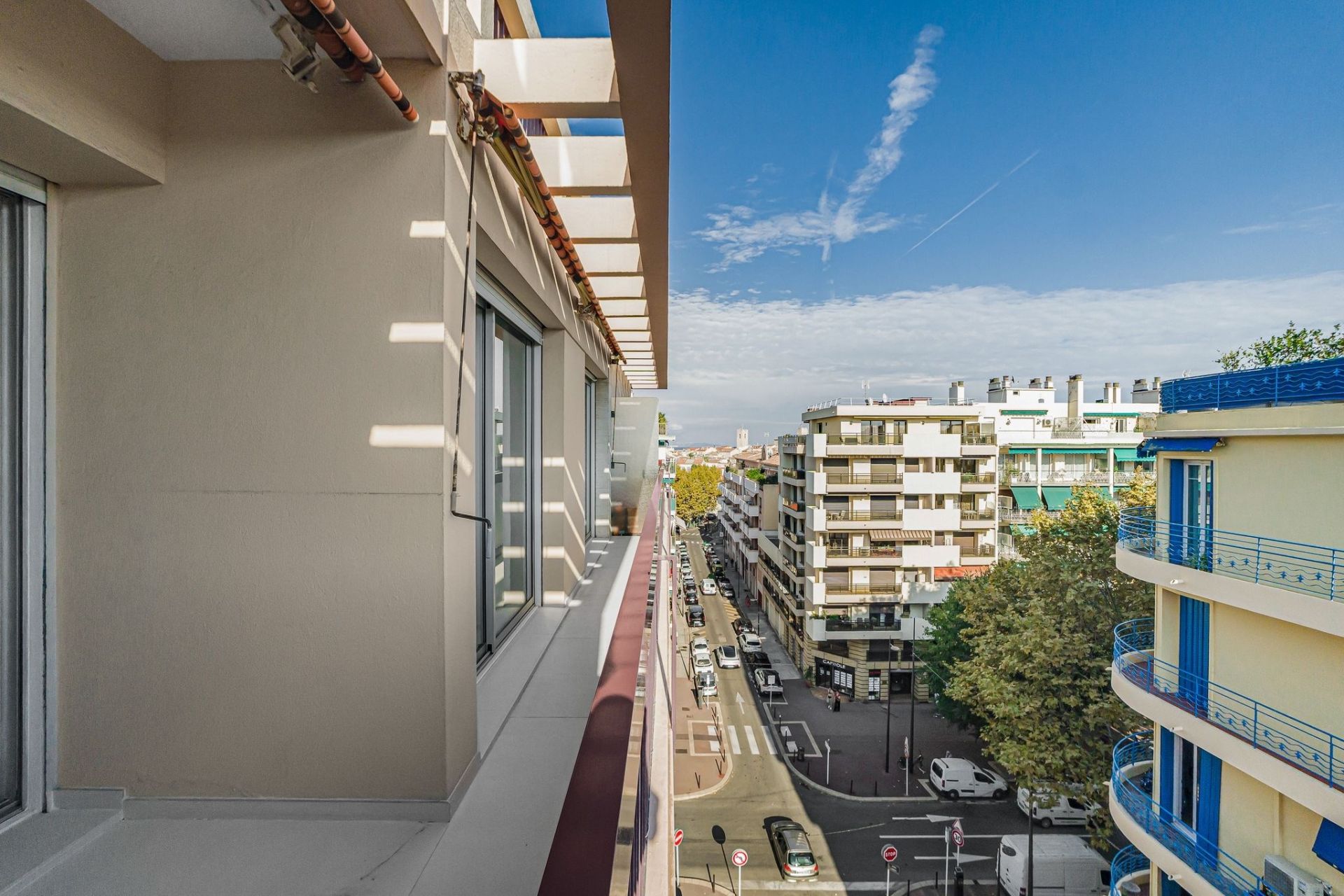 apartment 3 Rooms for sale on ANTIBES (06600)