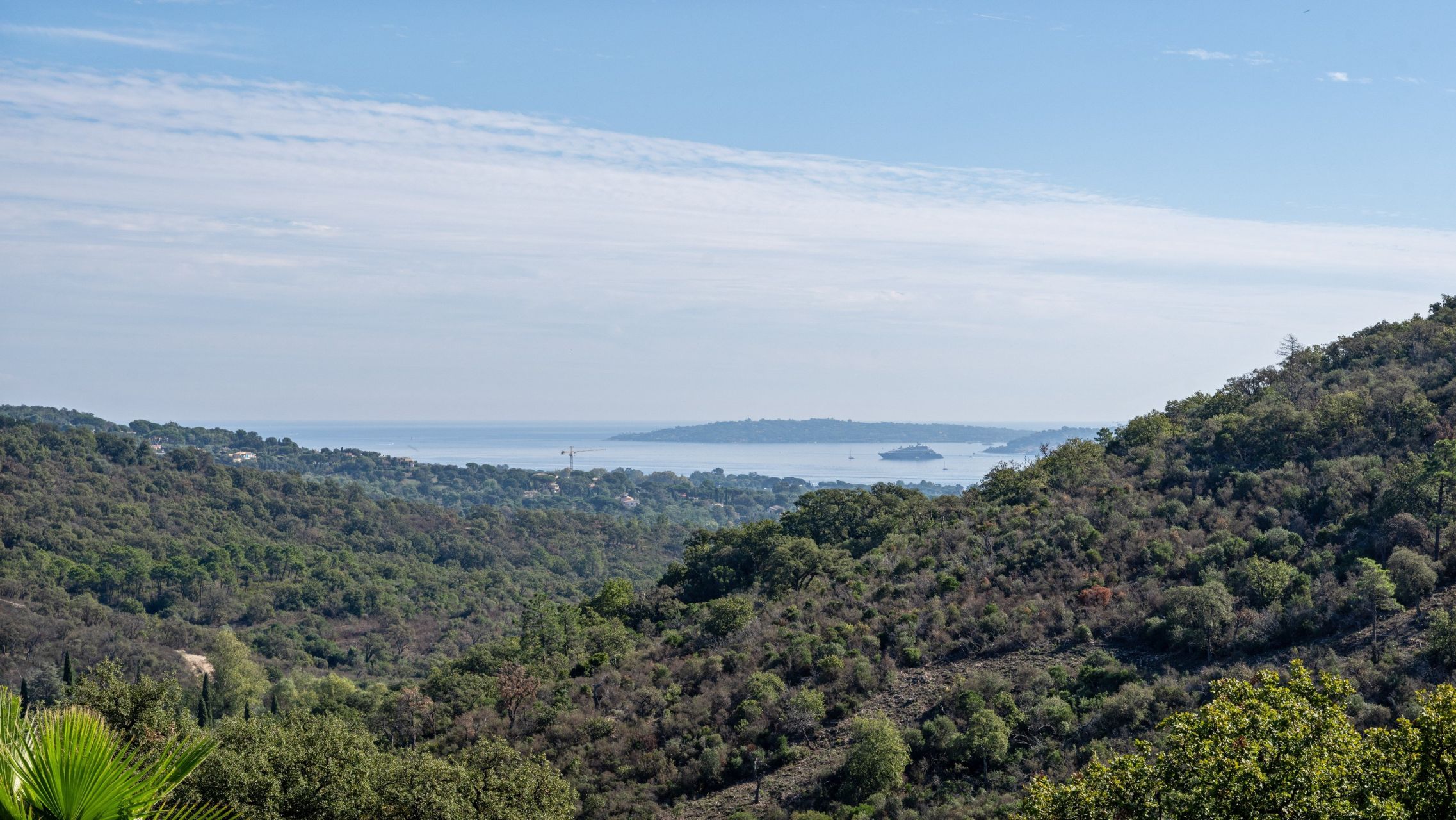 contemporary house 8 Rooms for sale on GRIMAUD (83310)