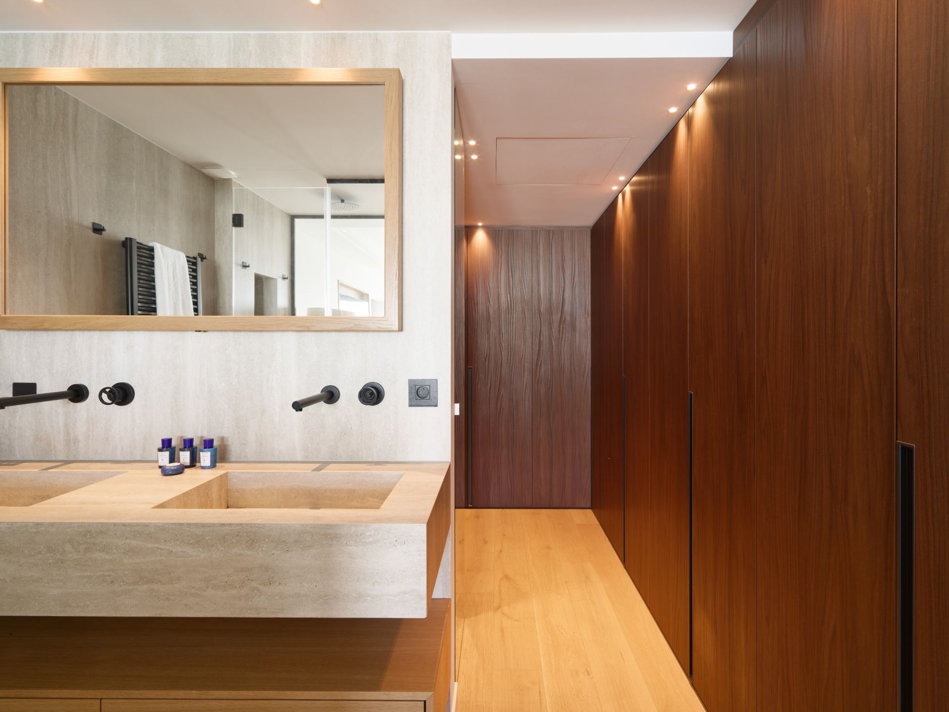 apartment 3 Rooms for sale on CANNES (06400)