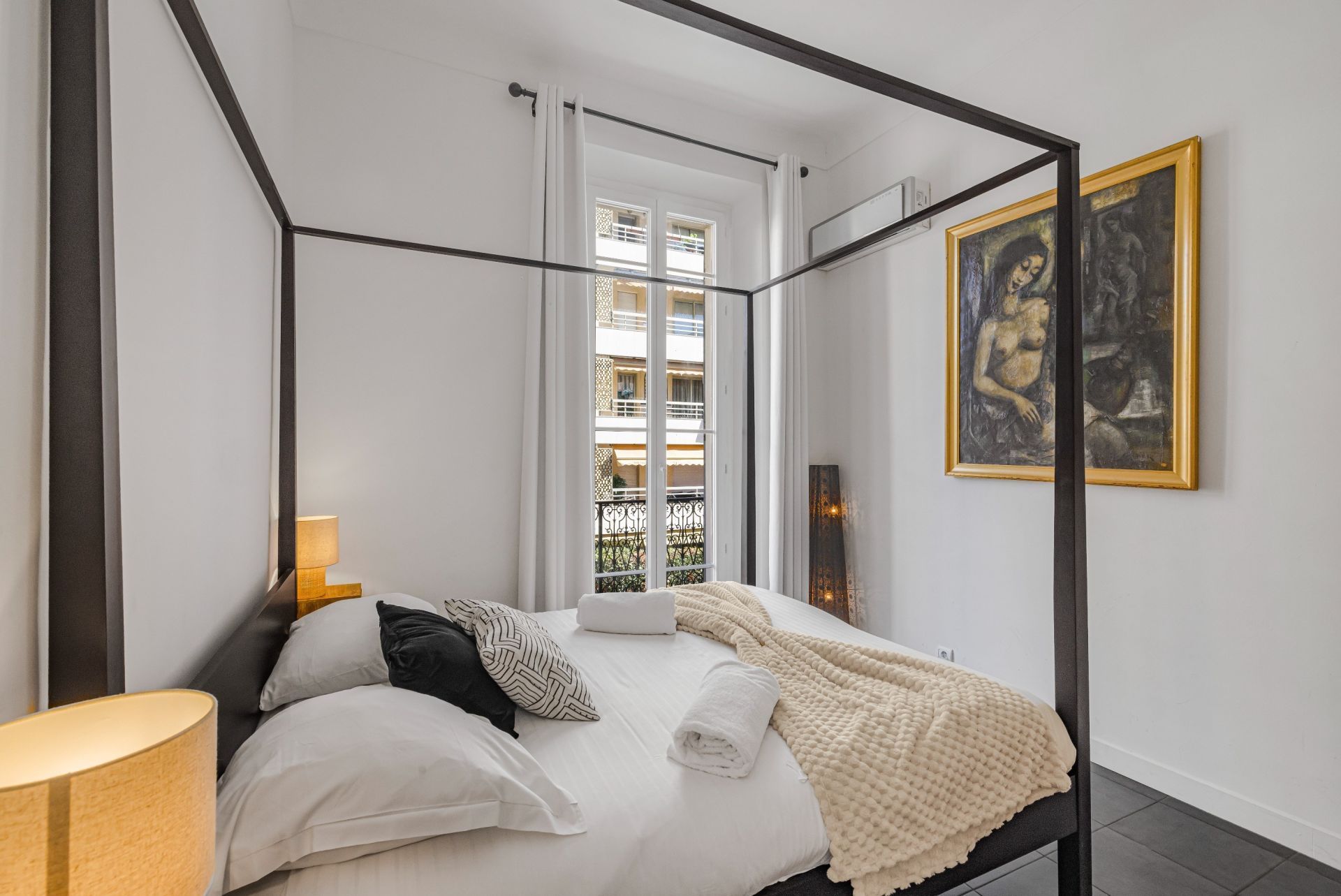 apartment 2 Rooms for sale on CANNES (06400)