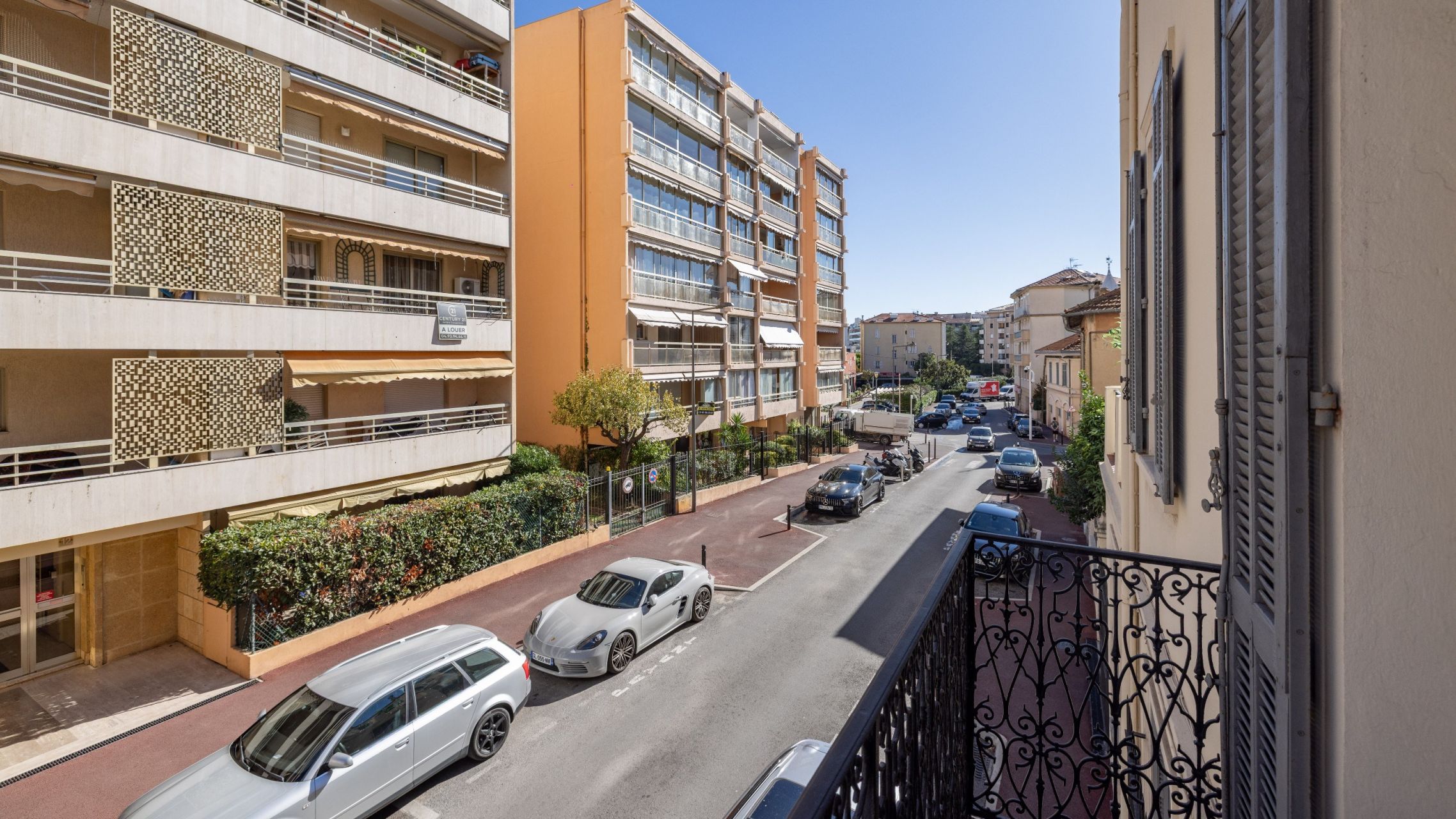 apartment 2 Rooms for sale on CANNES (06400)