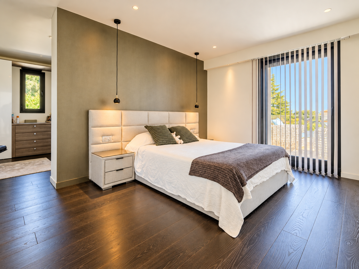 maison contemporaine 7 Pièces en vente sur BIOT (06410)