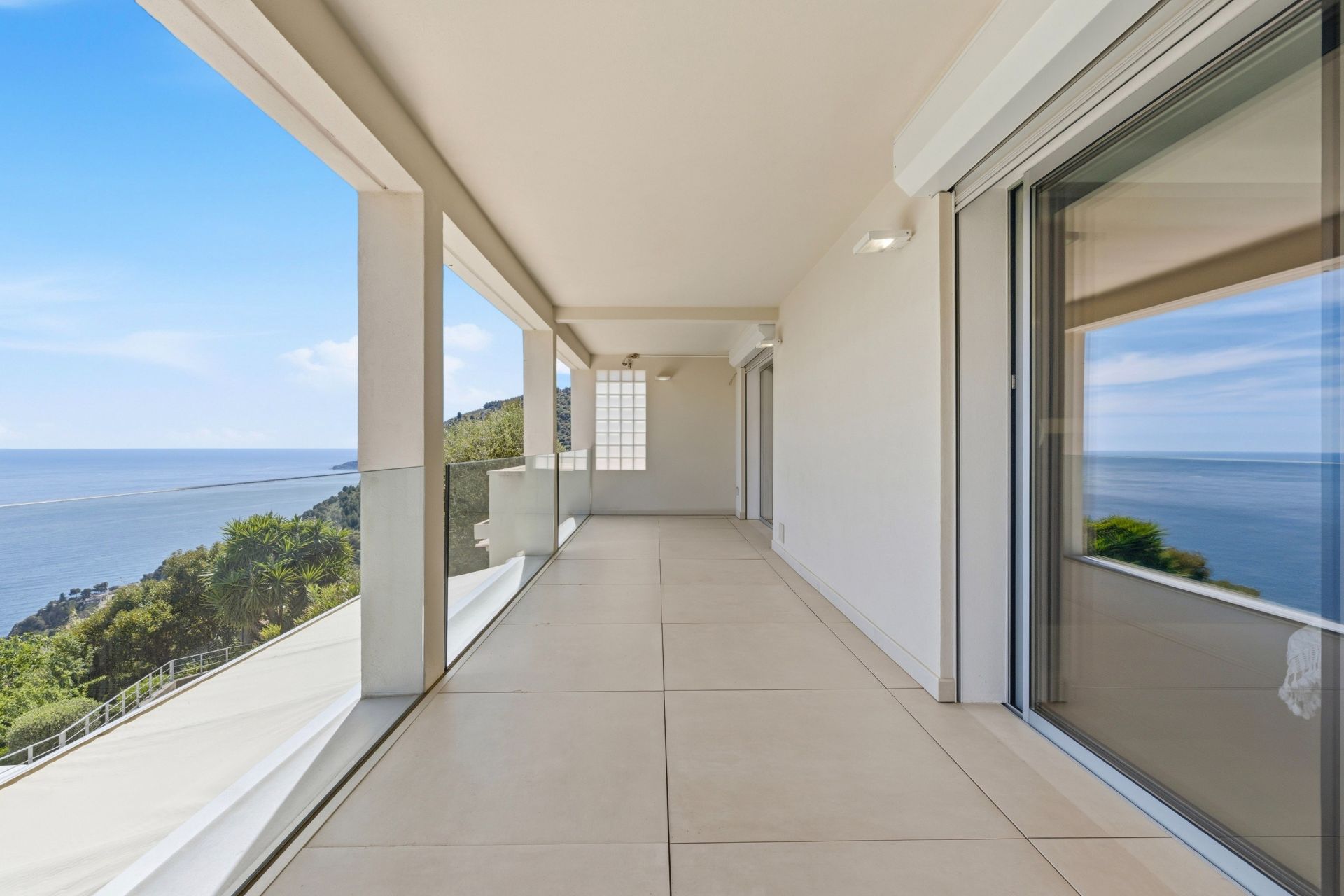 maison contemporaine 7 Pièces en vente sur EZE (06360)