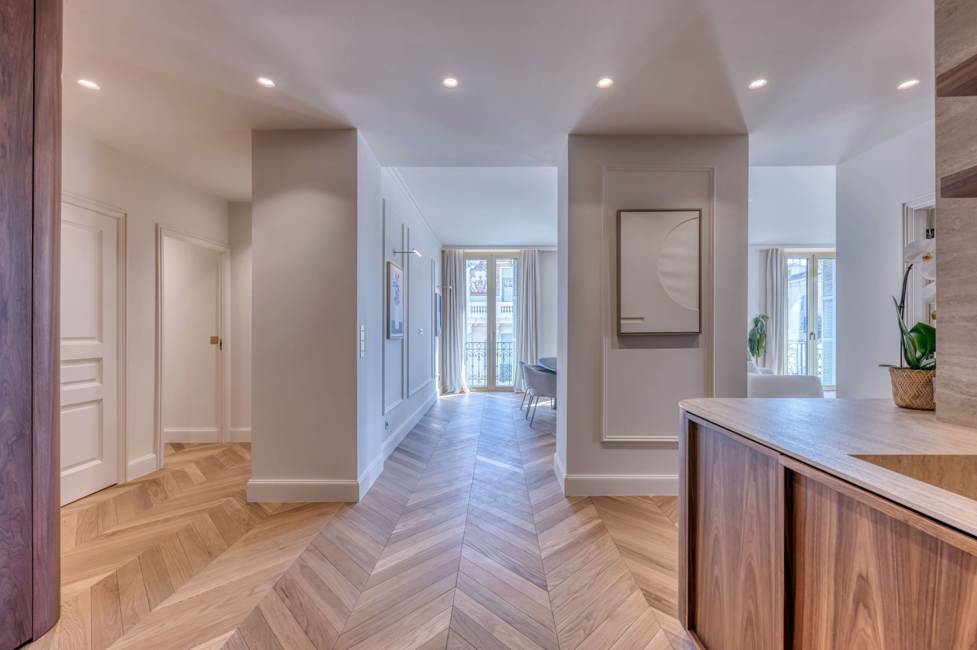apartment 4 Rooms for sale on NICE (06000)