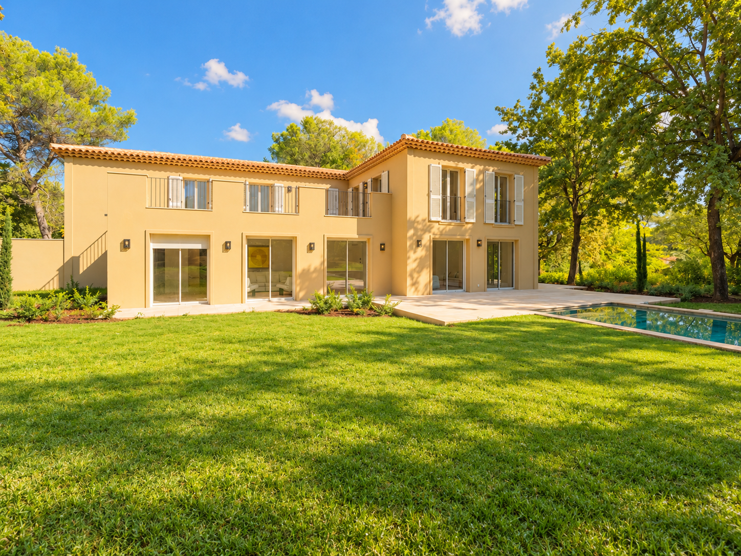 villa 10 Pièces en vente sur MOUGINS (06250)