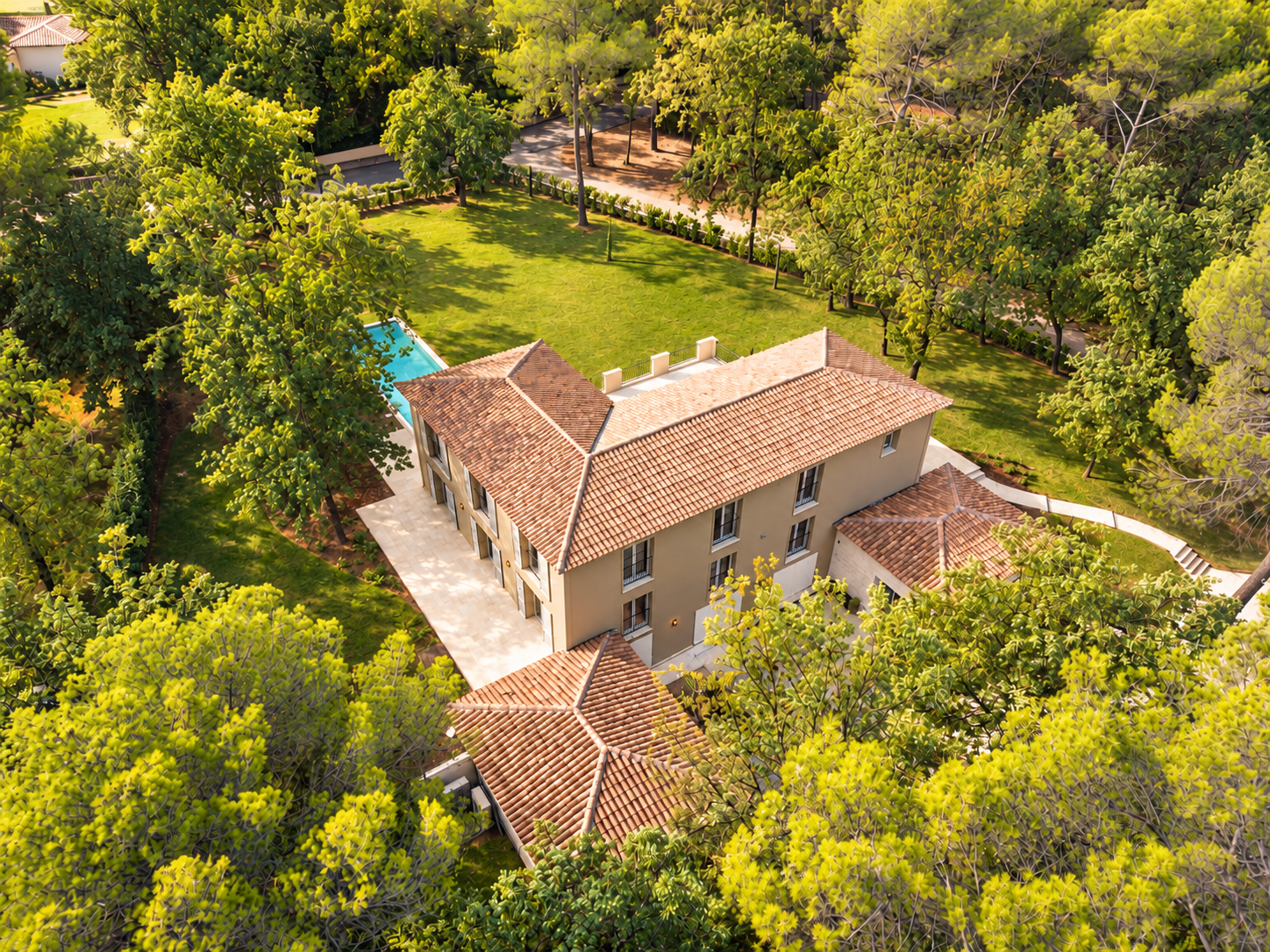 villa 10 Pièces en vente sur MOUGINS (06250)
