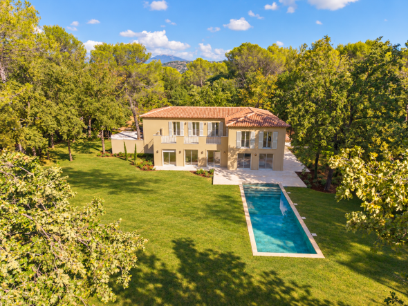 Vente Villa Mougins 10&nbsp;Pièces 490&nbsp;m²