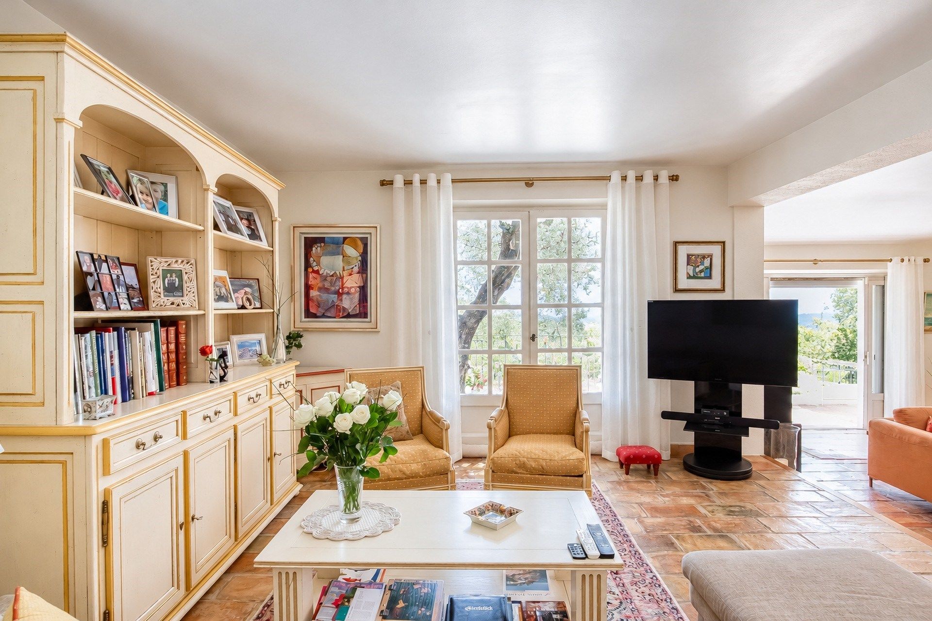 villa 15 Pièces en vente sur CHATEAUNEUF GRASSE (06740)