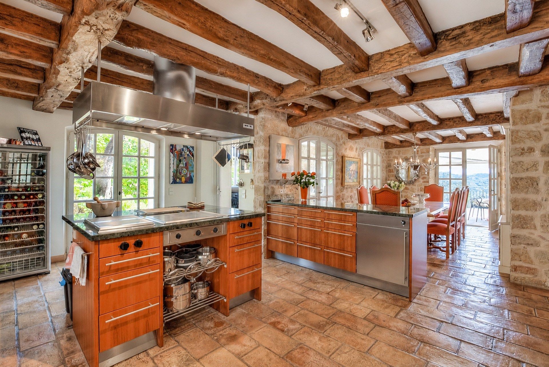 villa 15 Pièces en vente sur CHATEAUNEUF GRASSE (06740)