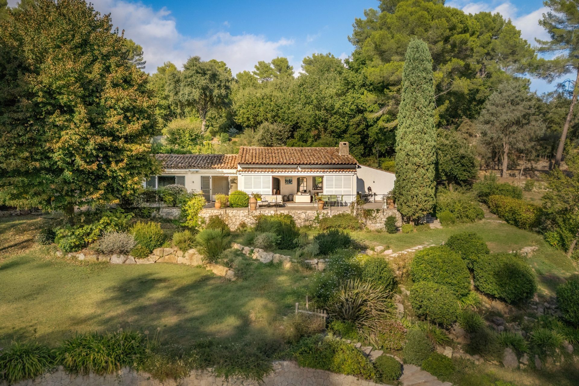 villa 9 Pièces en vente sur OPIO (06650)