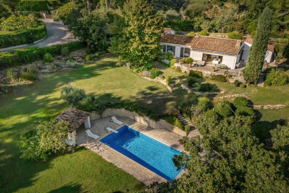Vente Villa Opio 9&nbsp;Pièces 205&nbsp;m²