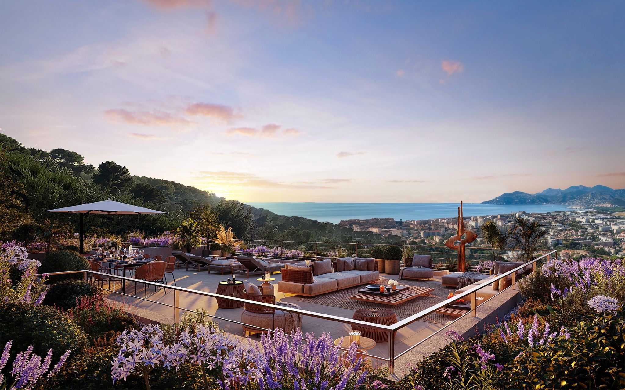 villa 8 Rooms for sale on LE CANNET (06110)