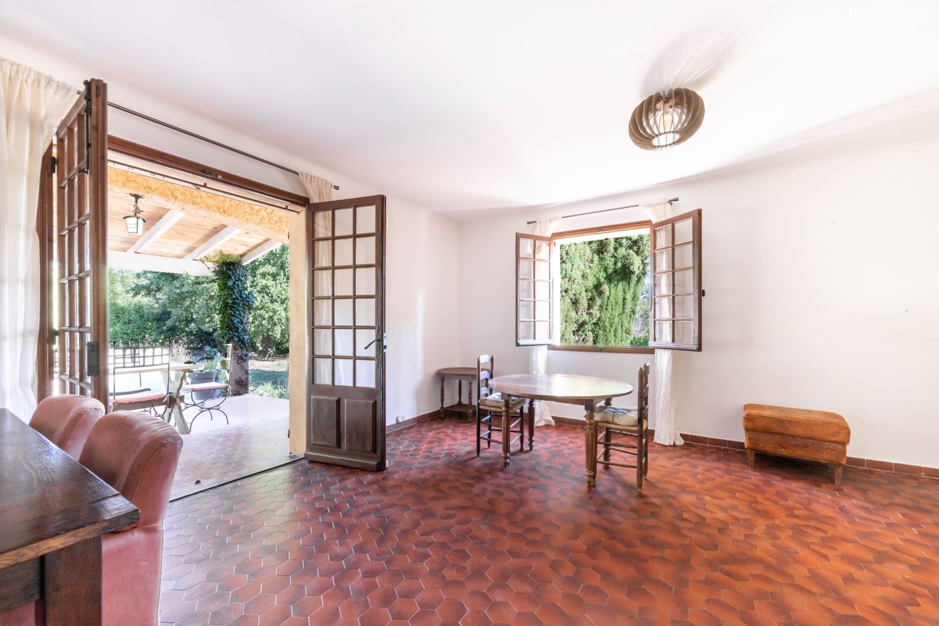 maison provençale 3 Pièces en vente sur TOURRETTES (83440)