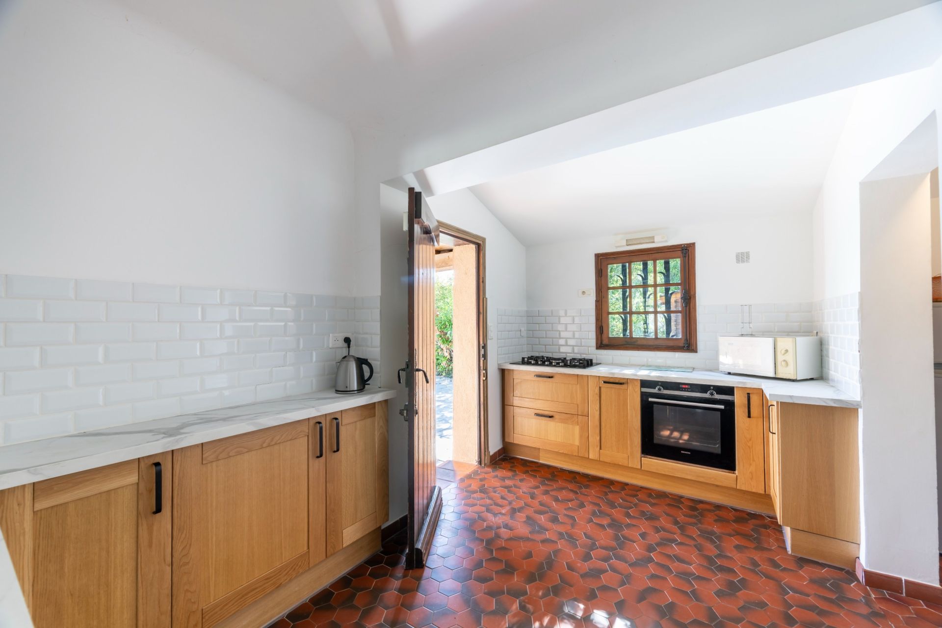 maison provençale 3 Pièces en vente sur TOURRETTES (83440)