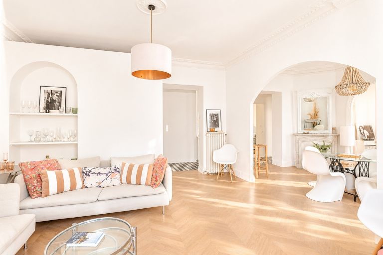 apartment 4 Rooms for sale on NICE (06000)