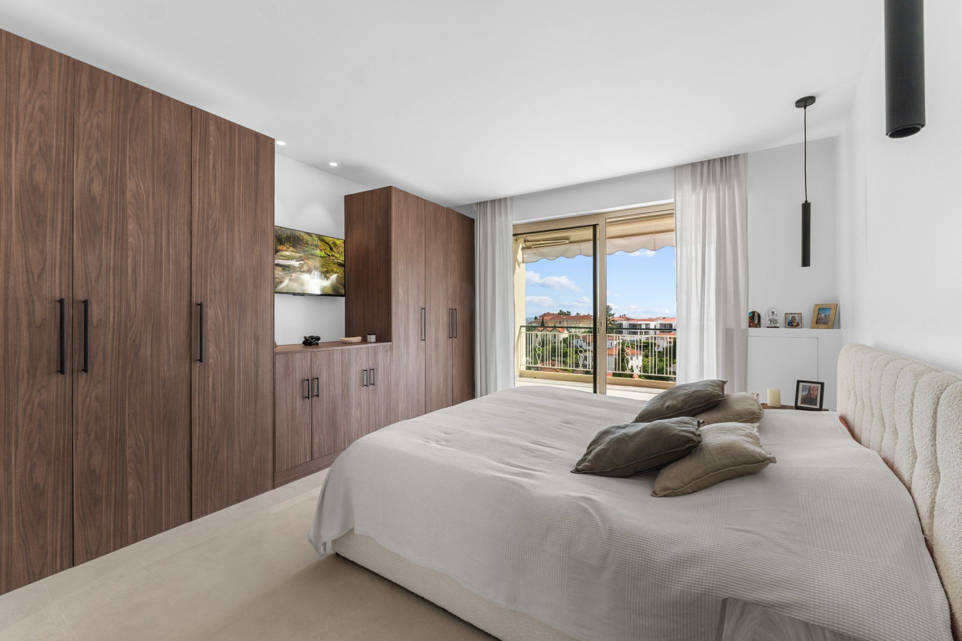 penthouse 3 Rooms for sale on LE CANNET (06110)