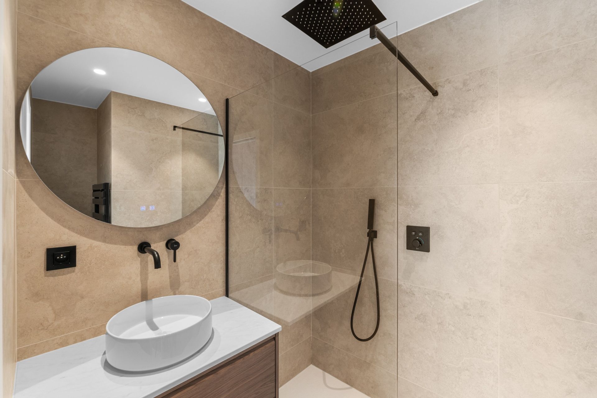 penthouse 3 Rooms for sale on LE CANNET (06110)