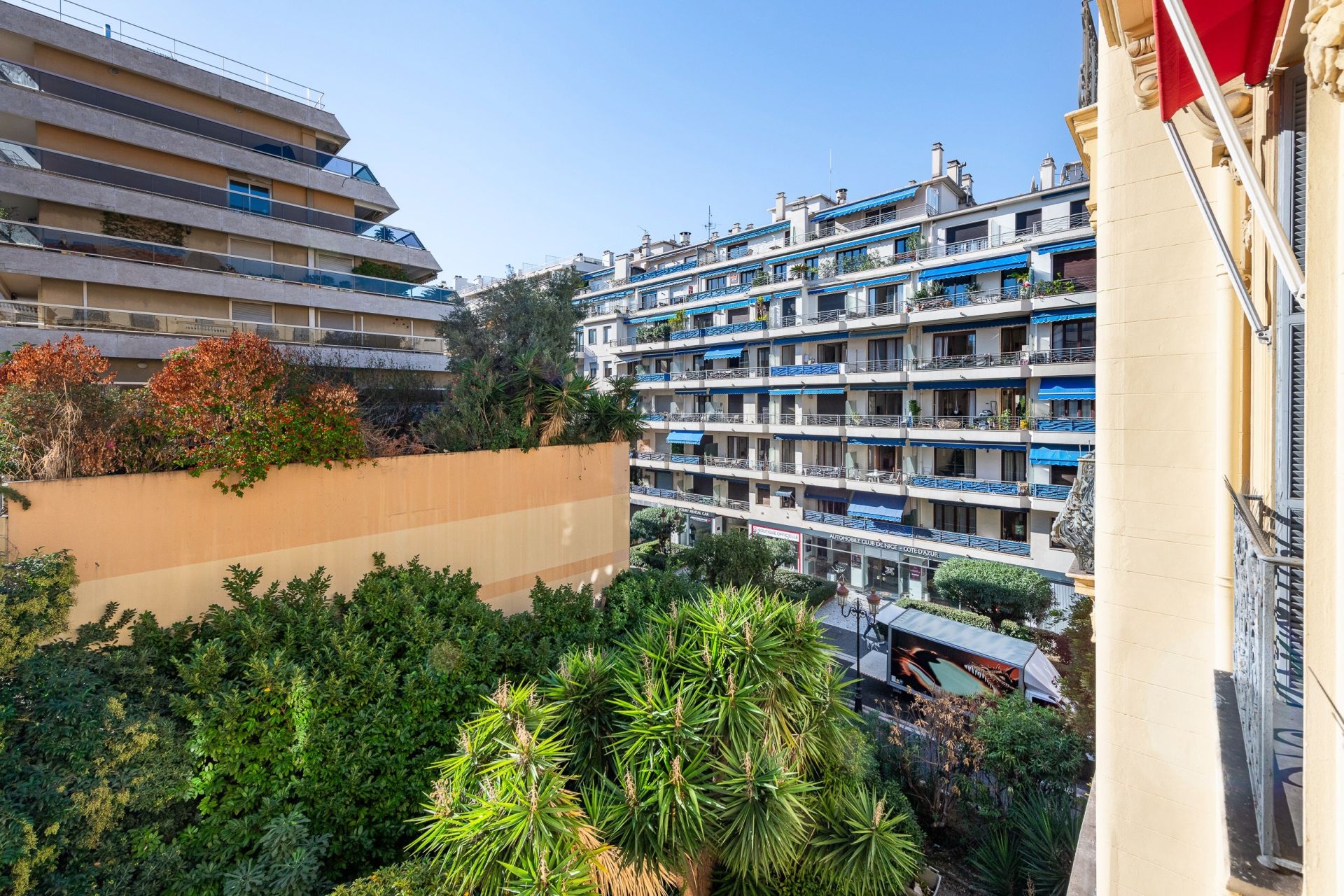 apartment 3 Rooms for sale on NICE (06000)