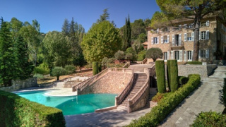 Les enchères officielles sont ouvertes pour le Château de Tournon, joyau du XVIe siècle près de Cannes